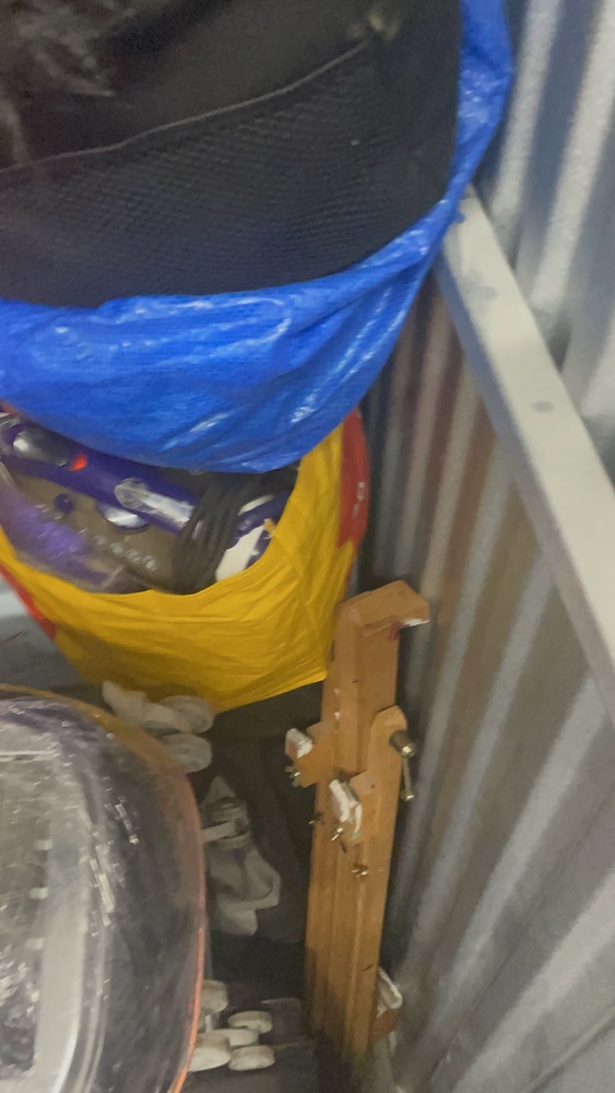 Sydenham Storage auction IB-3734