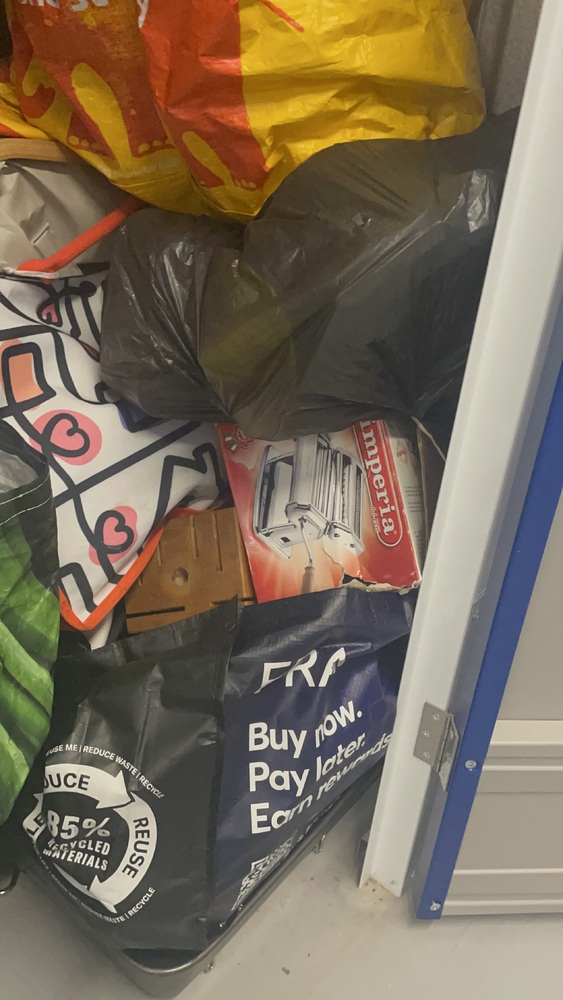 Sydenham Storage auction IB-5624