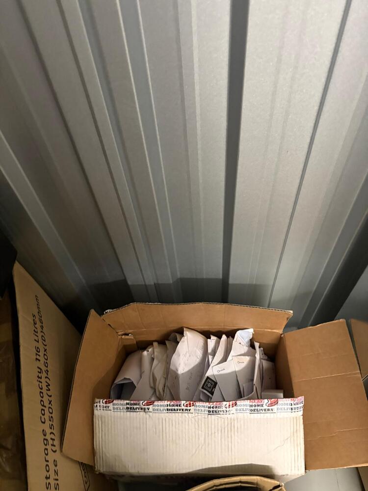 Woodley Storage Unit auction IB-4834