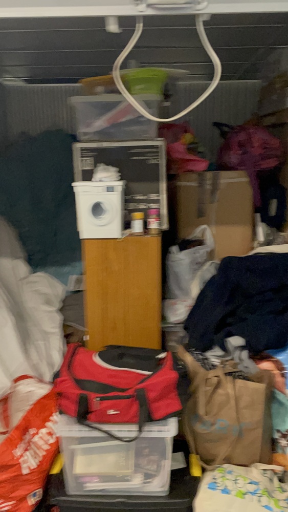 Catford Storage auction IB-1986