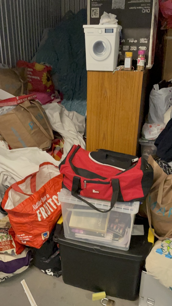 Catford Storage Unit auction IB-1986 12