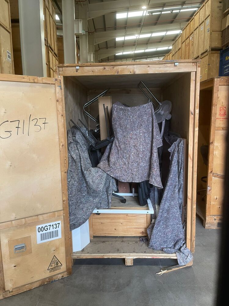 LUTON Storage auction IB-6806