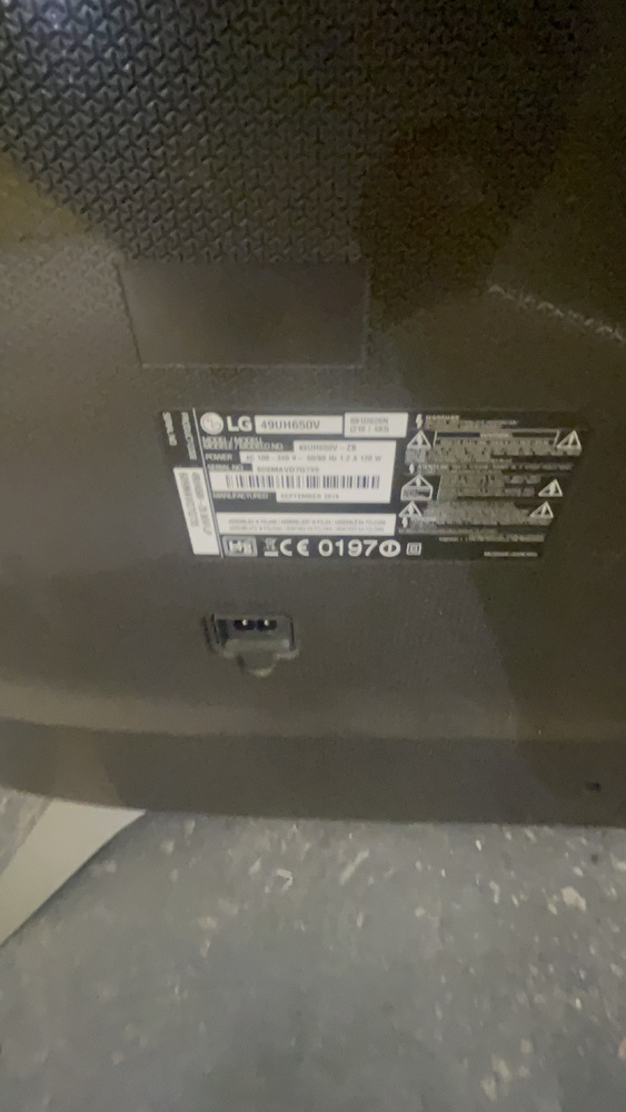  Basingstoke Storage Unit auction IB-6366 42
