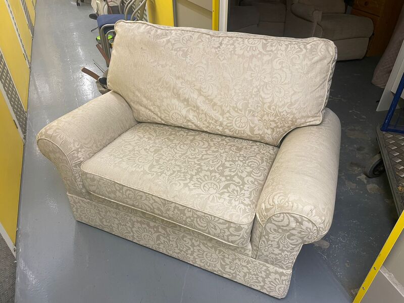 Worsley Self storage auction IB-6402