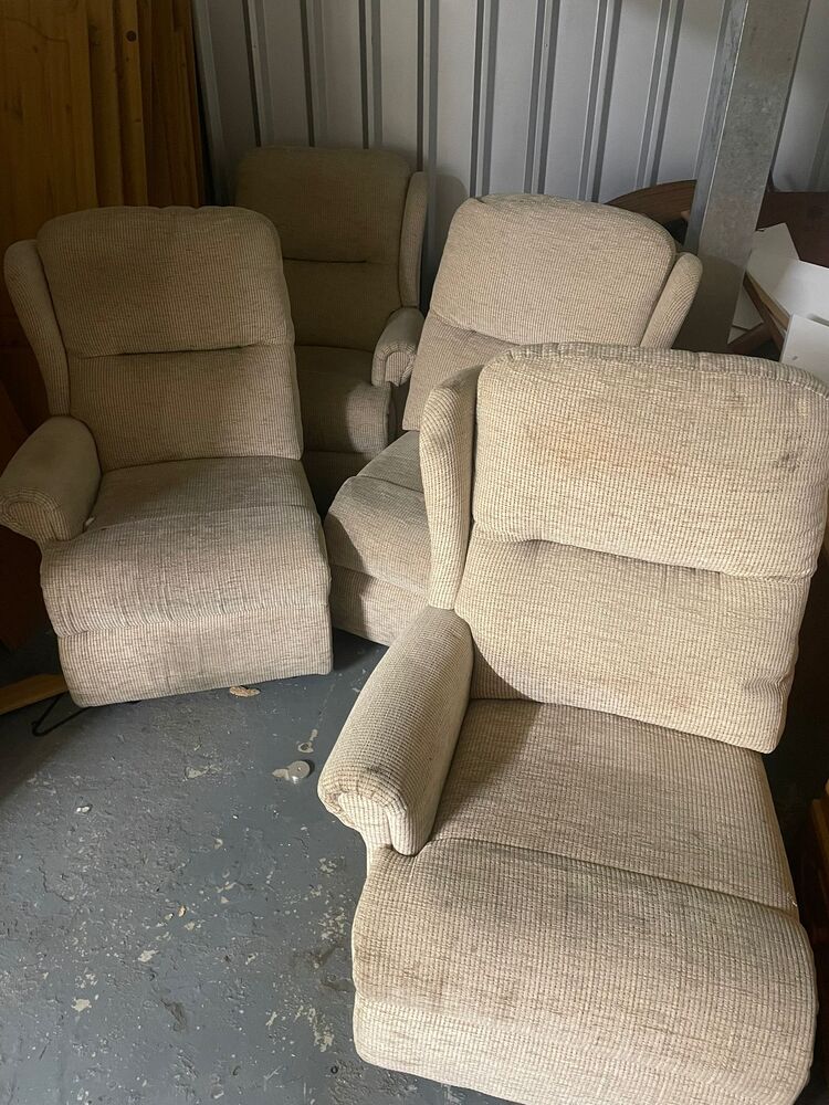 Worsley Self storage auction IB-6402 14