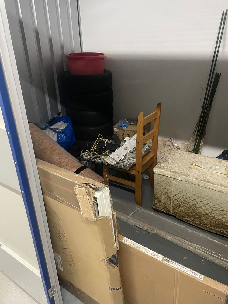 Altrincham Self storage auction IB-4888