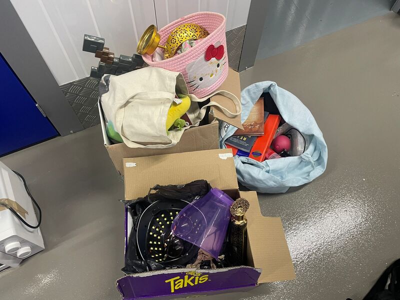 Wigan Self storage unit auction IB-5699