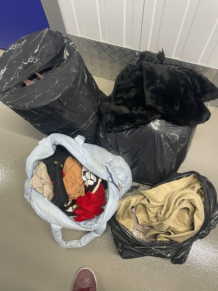 Wigan Self storage unit auction IB-5699 13