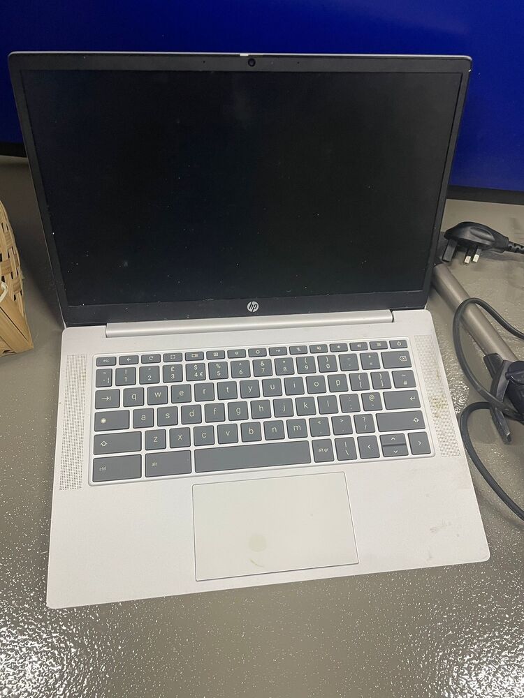 Wigan Self storage unit auction IB-5699 13