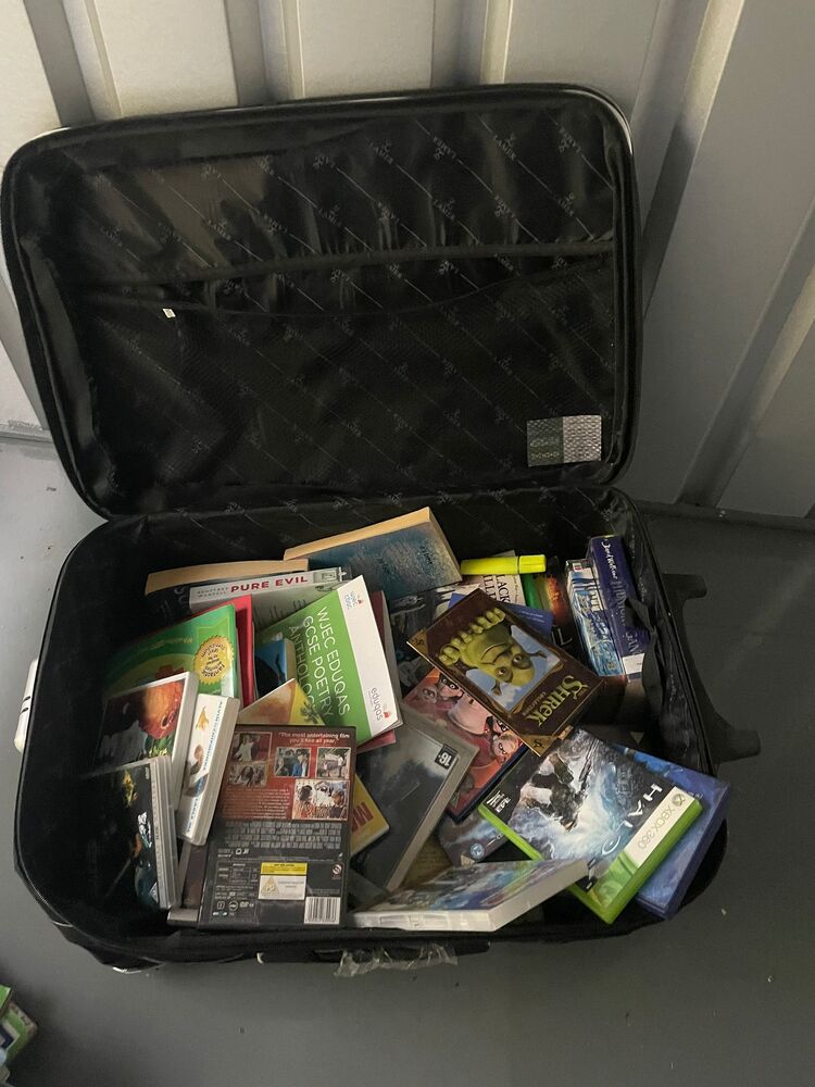 Bolton North Self storage auction IB-5569