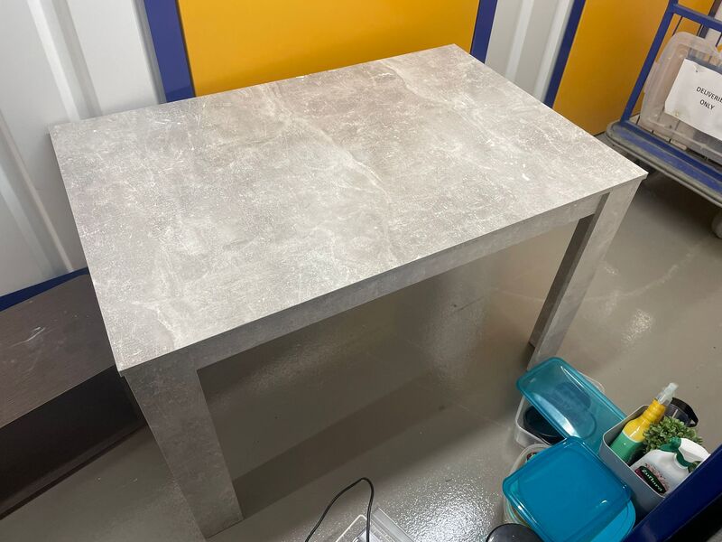 Bolton Storage auction IB-8771