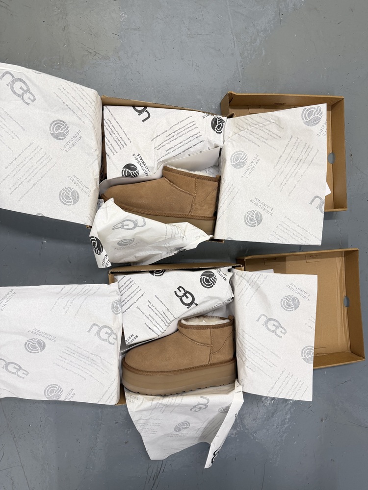 Acton Storage Unit auction IB-7922 22