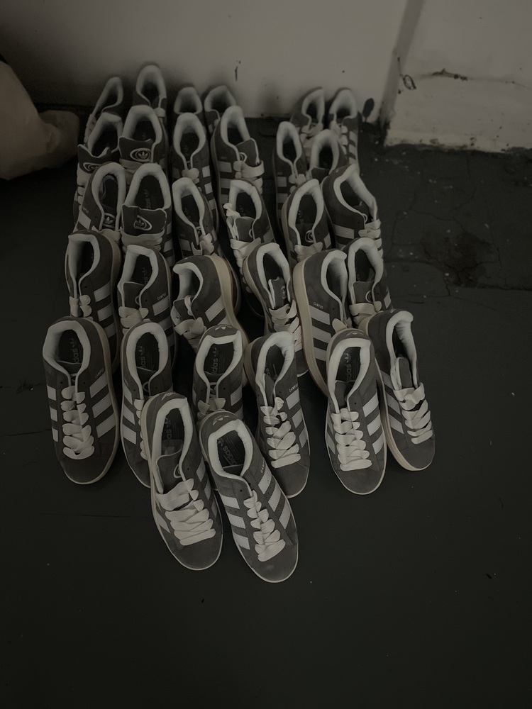 Acton Self storage unit auction IB-6721