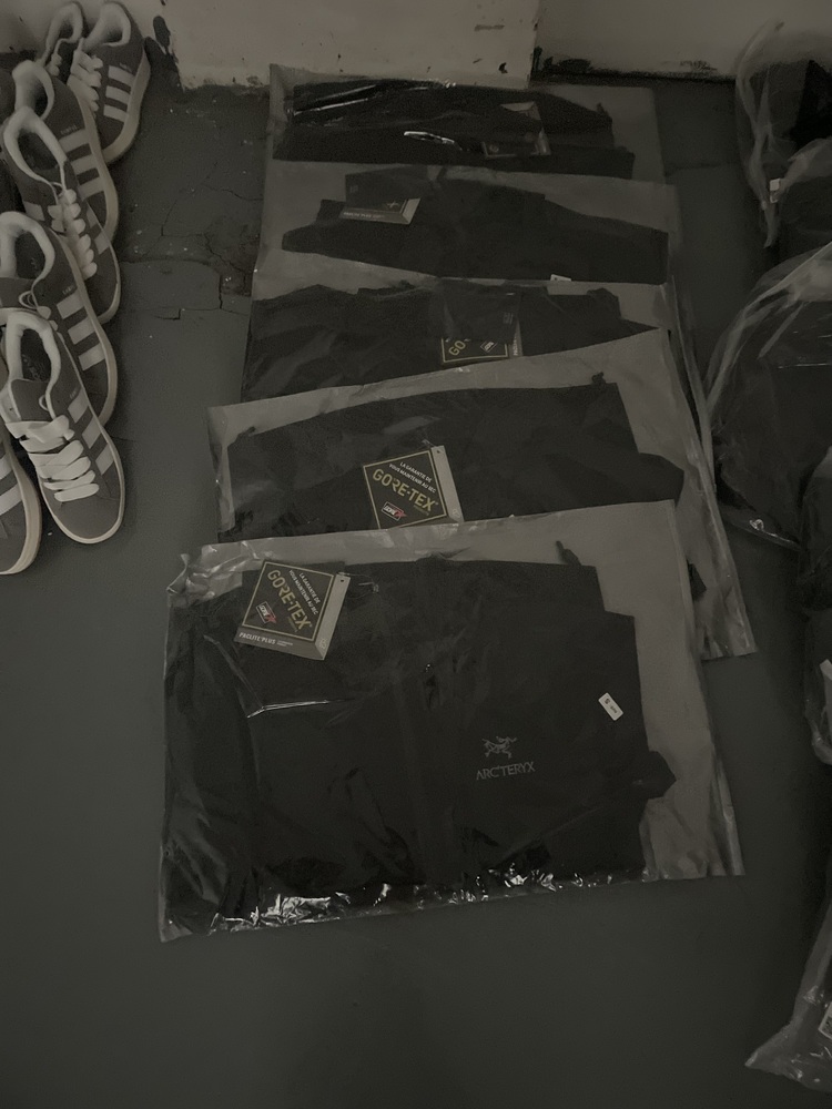 Acton Storage Unit auction IB-6721 12