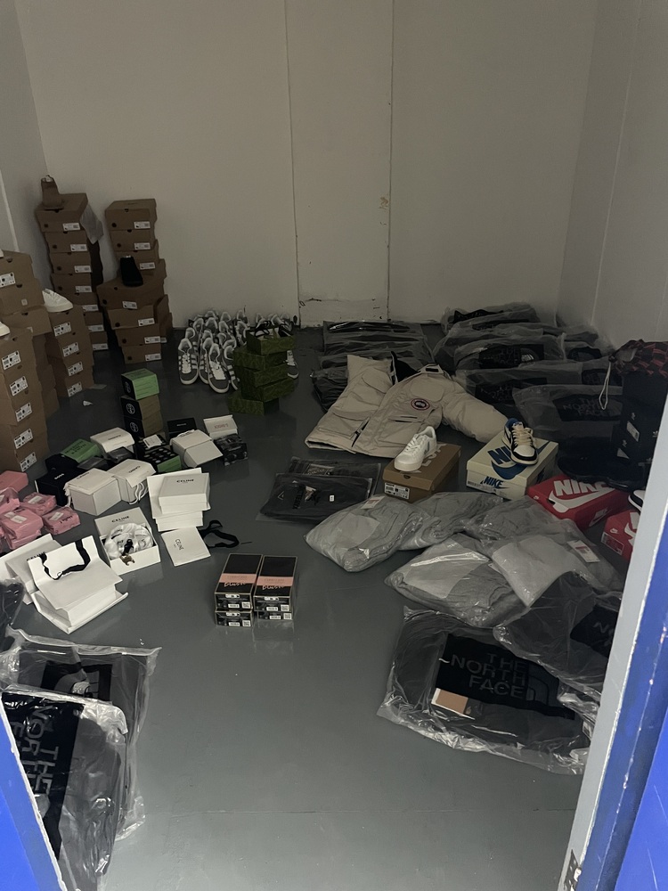 Acton Storage Unit auction IB-6721 22