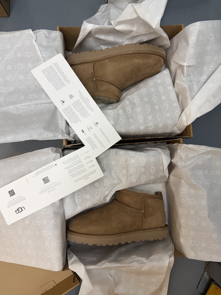 Acton Storage auction IB-5777