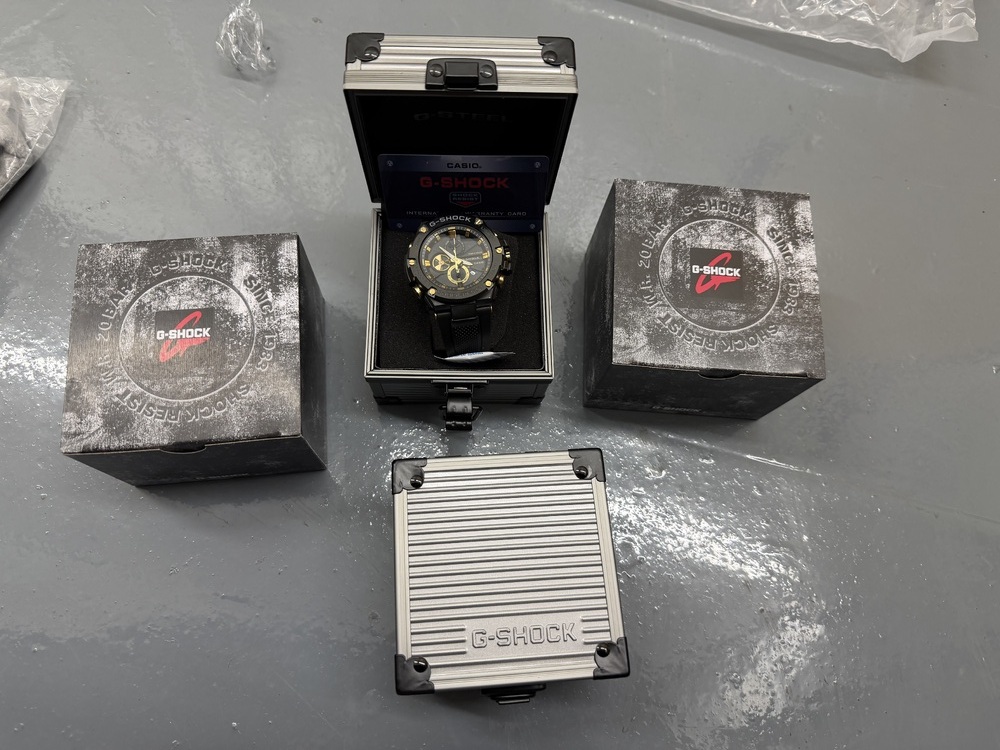 Acton Storage Unit auction IB-5242 12