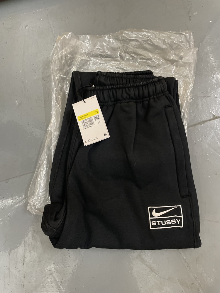 Acton Self storage auction IB-6801