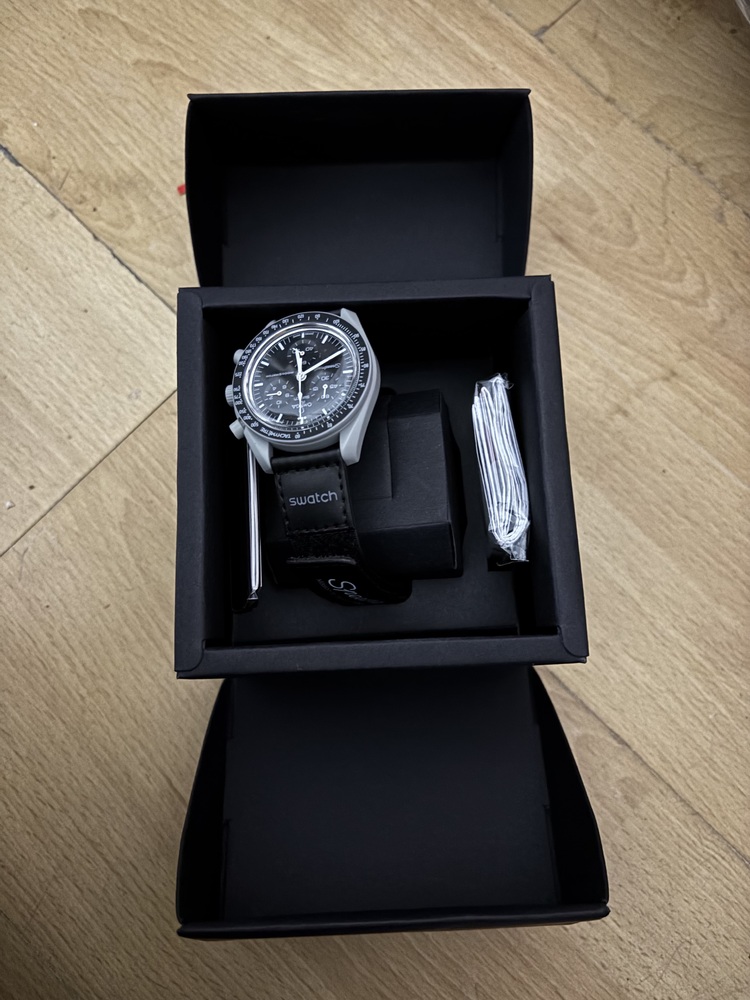 Acton Self storage unit auction IB-5115 43