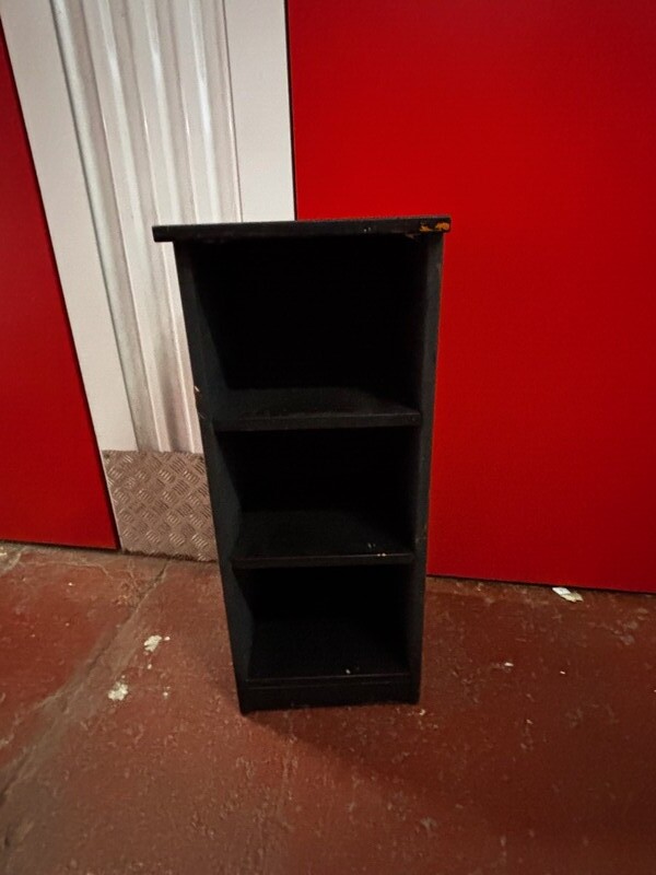 Self Storage Tameside  Storage auction IB-5849