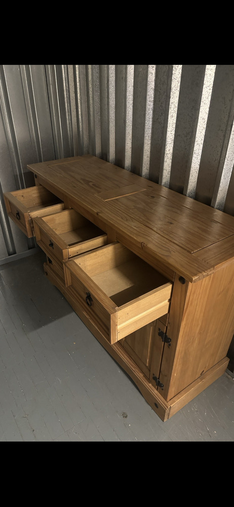 Enfield Storage Facility auction IB-2953