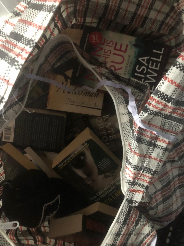 Wood Green Storage auction IB-7676