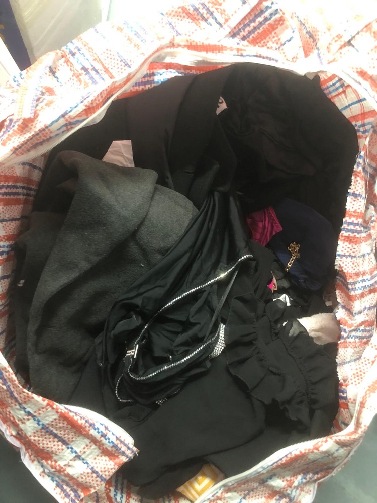 Wood Green Self storage unit auction IB-7676