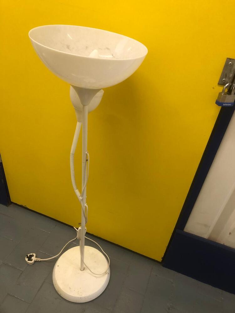 Wood Green Storage Unit auction IB-4614