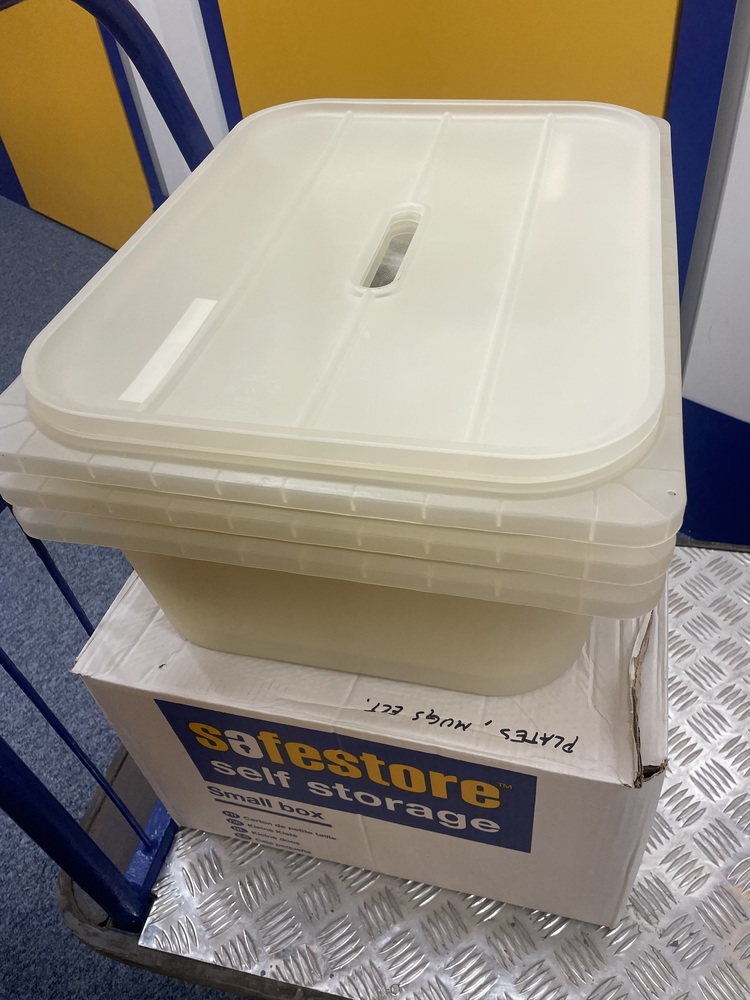 Guildford Storage auction IB-1464