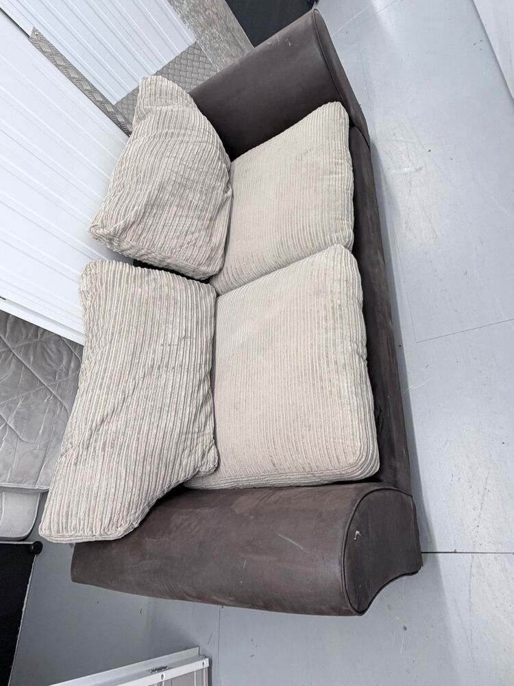 SureStore Bury Storage auction IB-5660 30