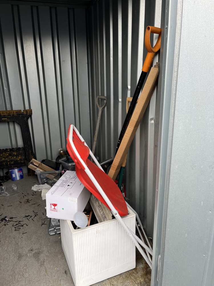 Storebox Hull Self storage auction IB-2307