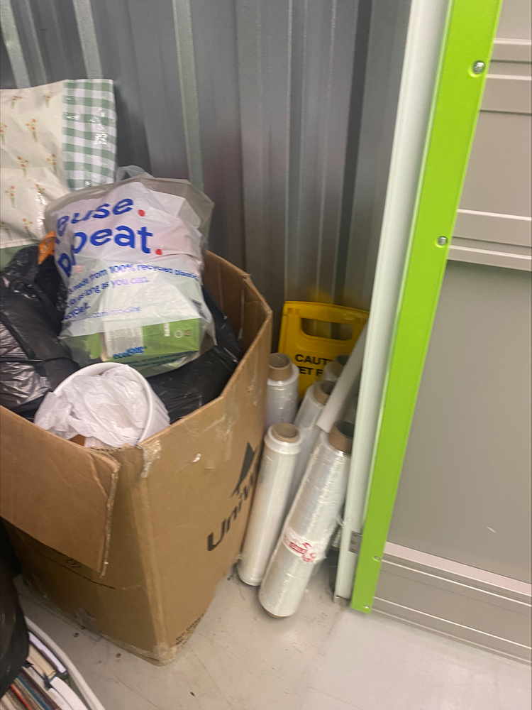 StorageMart High Wycombe Storage auction IB-7260 10