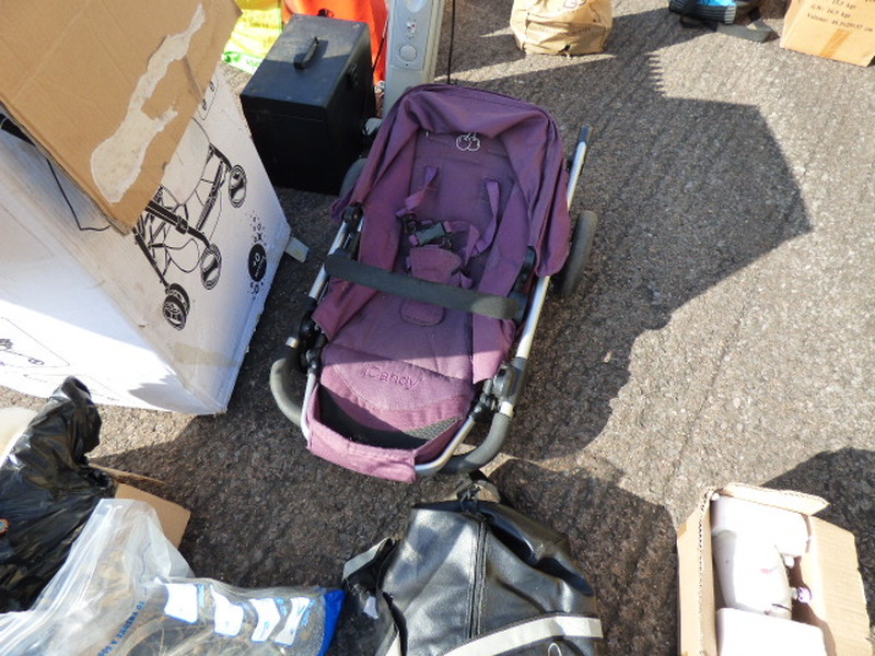 Wellington Self storage unit auction IB-7971 13