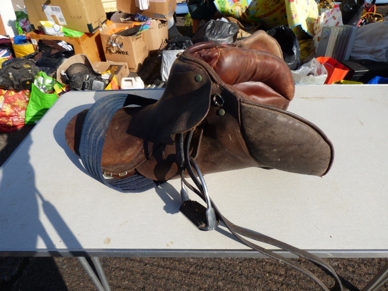 Wellington storage facility unit auction IB-7971 16