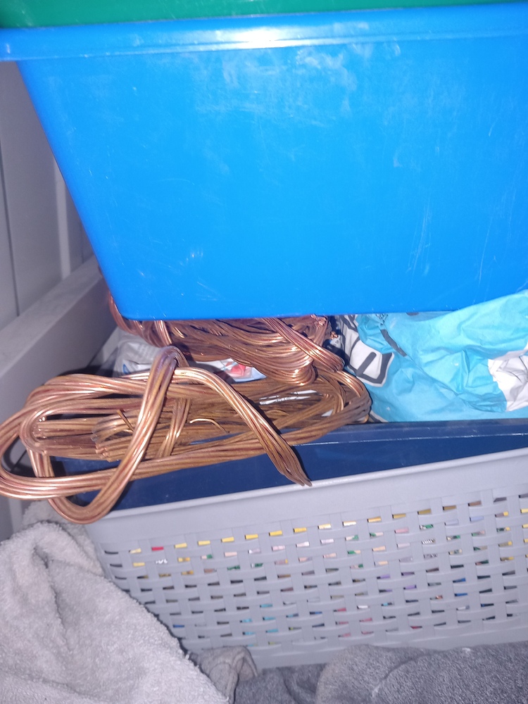 Storage King Maidstone Self storage unit auction IB-5737