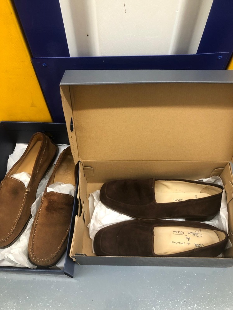 Staples Corner storage facility unit auction IB-2576