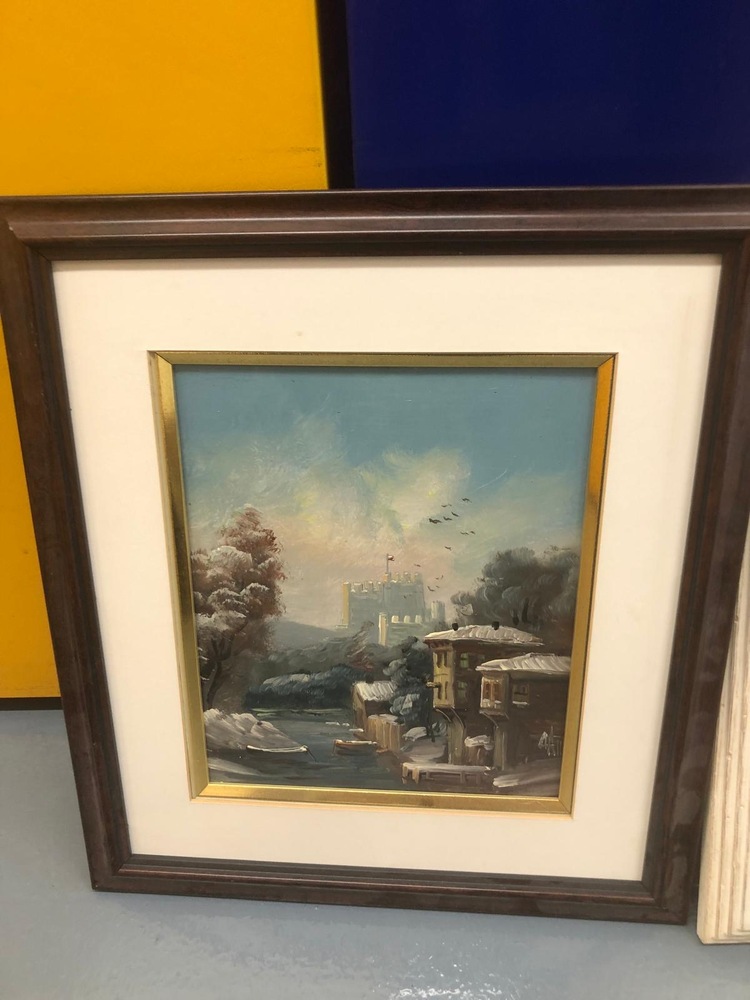 Staples Corner Self storage unit auction IB-2576 13