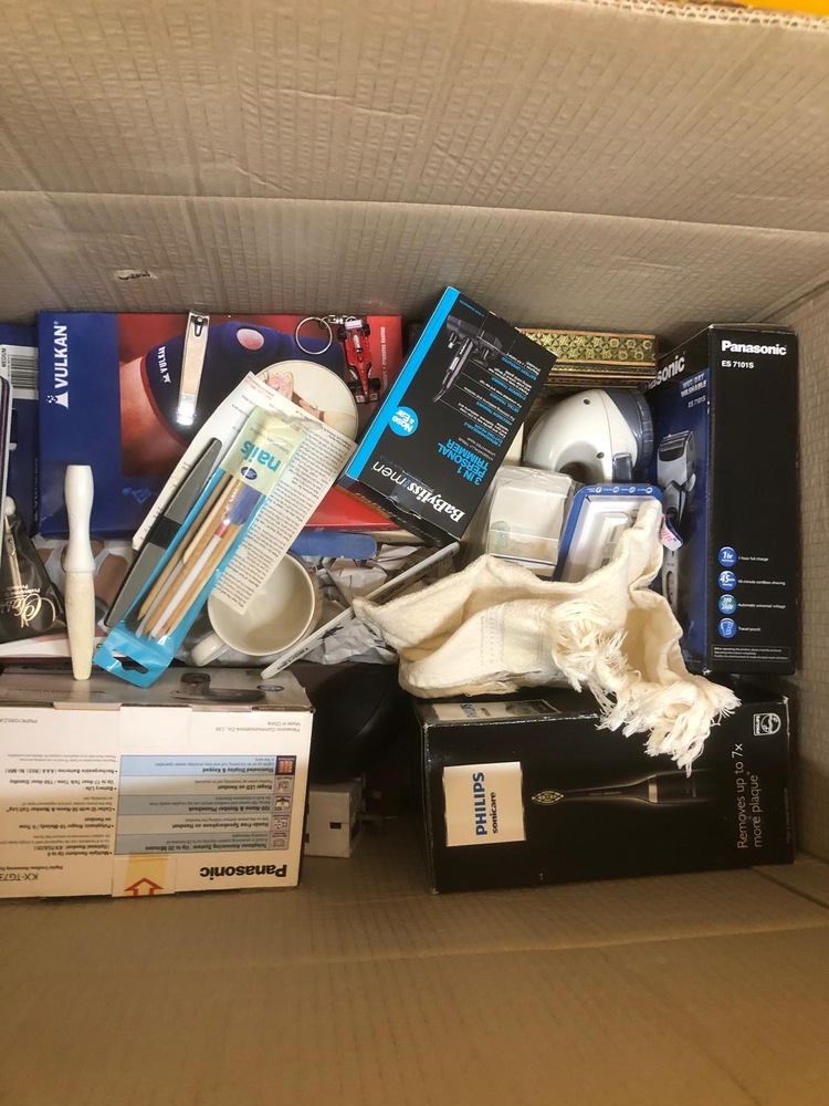 Staples Corner Self storage unit auction IB-2576 23