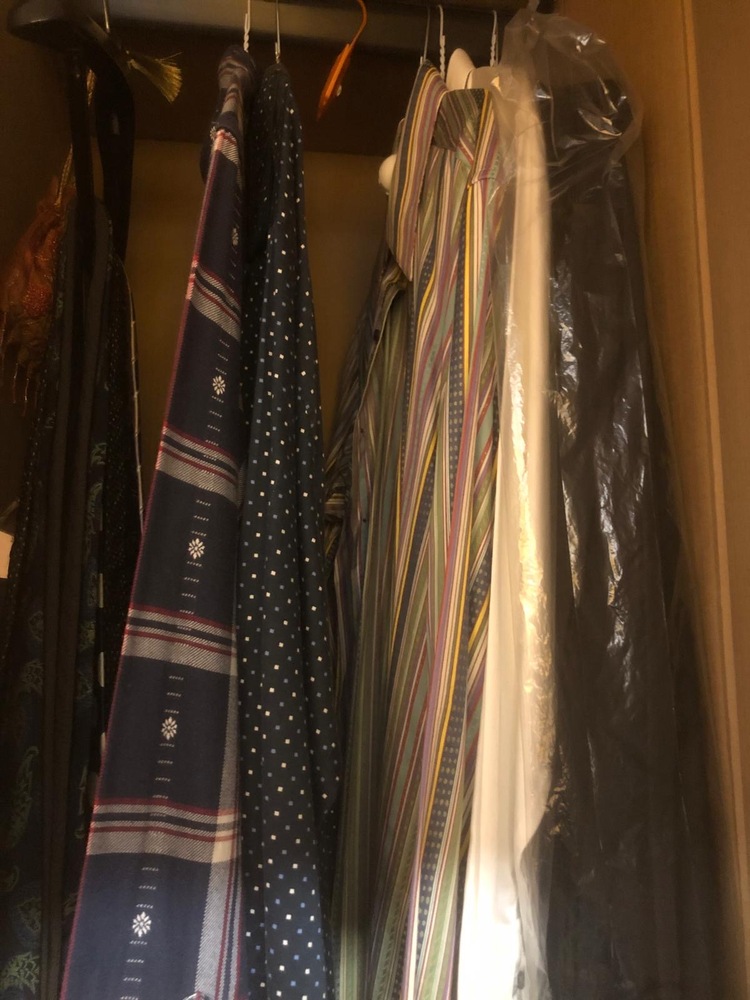 Staples Corner Storage auction IB-2576 30