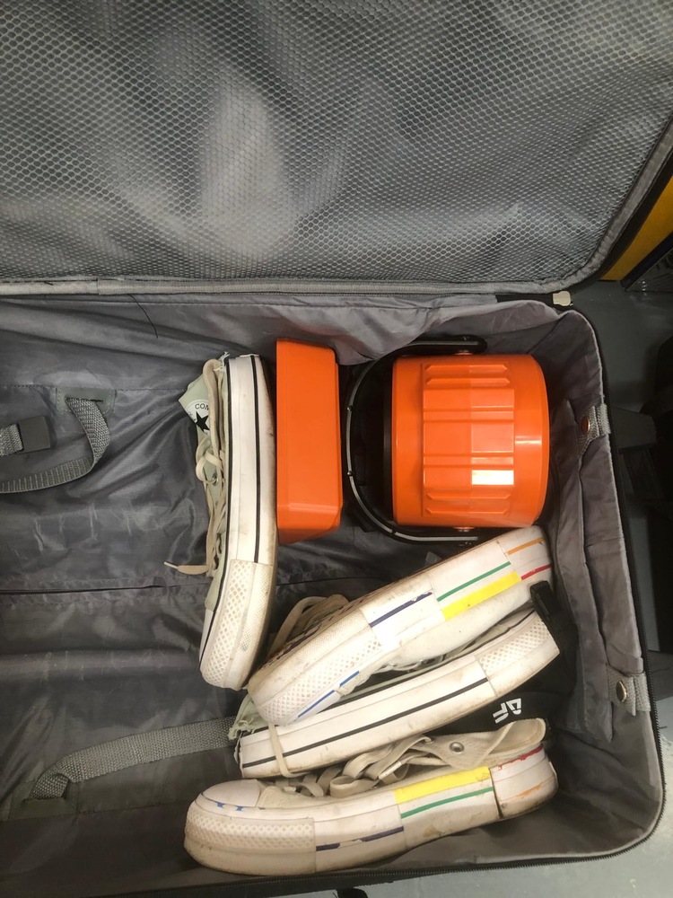 Staples Corner storage facility unit auction IB-2003 26