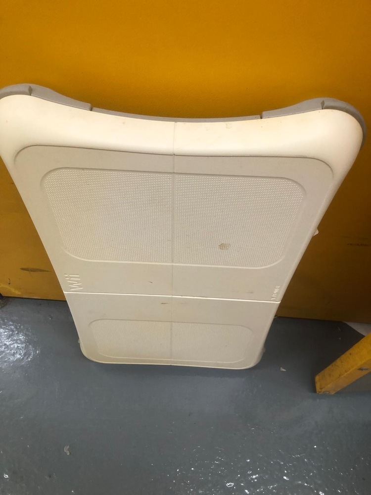 Staples Corner Storage auction IB-6032