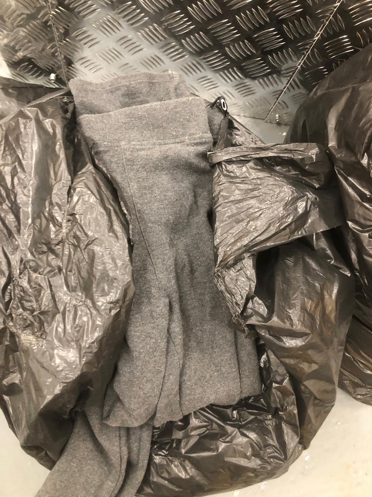 Staples Corner Storage Unit auction IB-6032 32