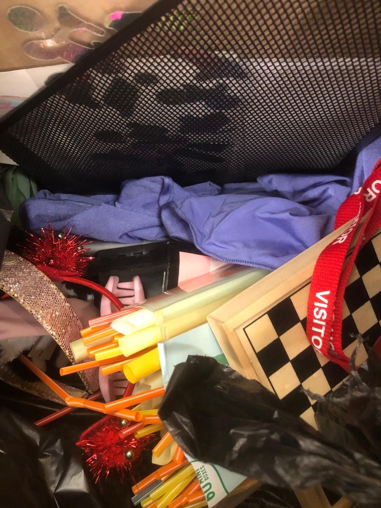 Staples Corner storage facility unit auction IB-6032 36