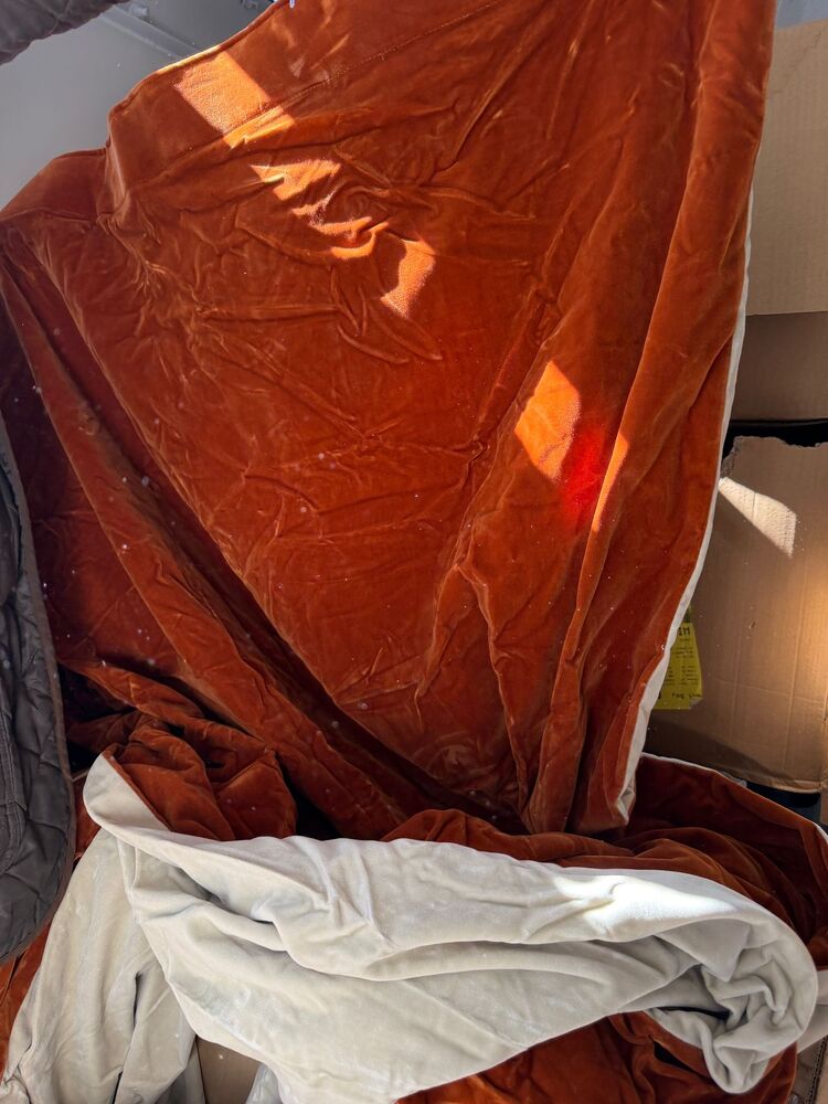 Store that Main Facility storage facility unit auction IB-5937