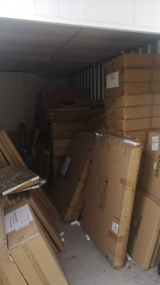 Kangaroo Self Storage - Glasgow Self storage auction IB-5313