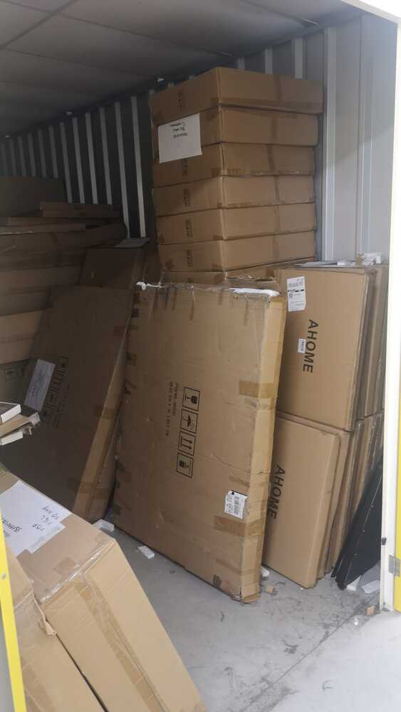 Kangaroo Self Storage - Glasgow Self storage facility auction IB-5313