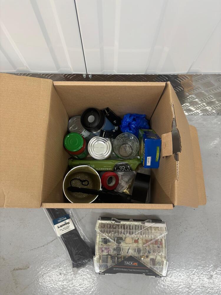 Orange Box - Long Eaton Self storage unit auction IB-5490