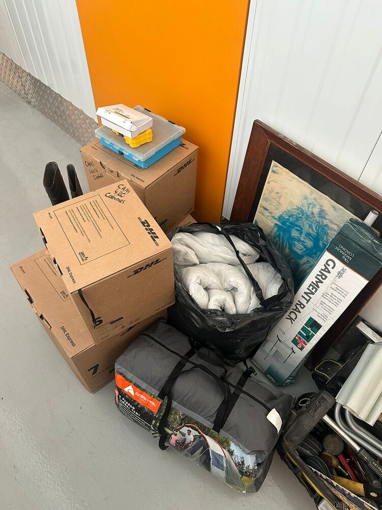 Orange Box - Long Eaton Storage auction IB-5490 40