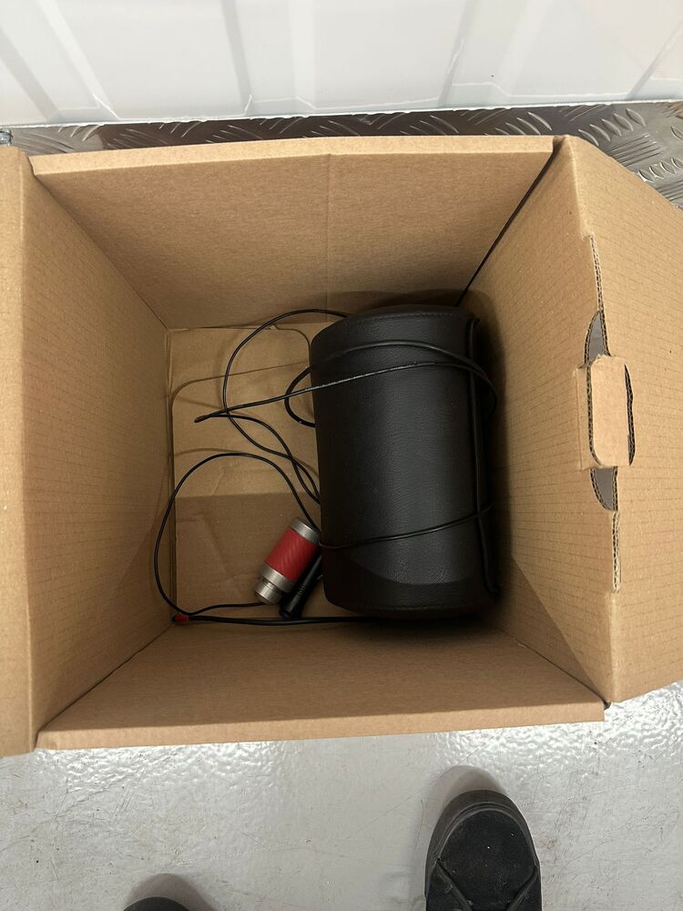 Orange Box - Long Eaton Self storage auction IB-5490 44