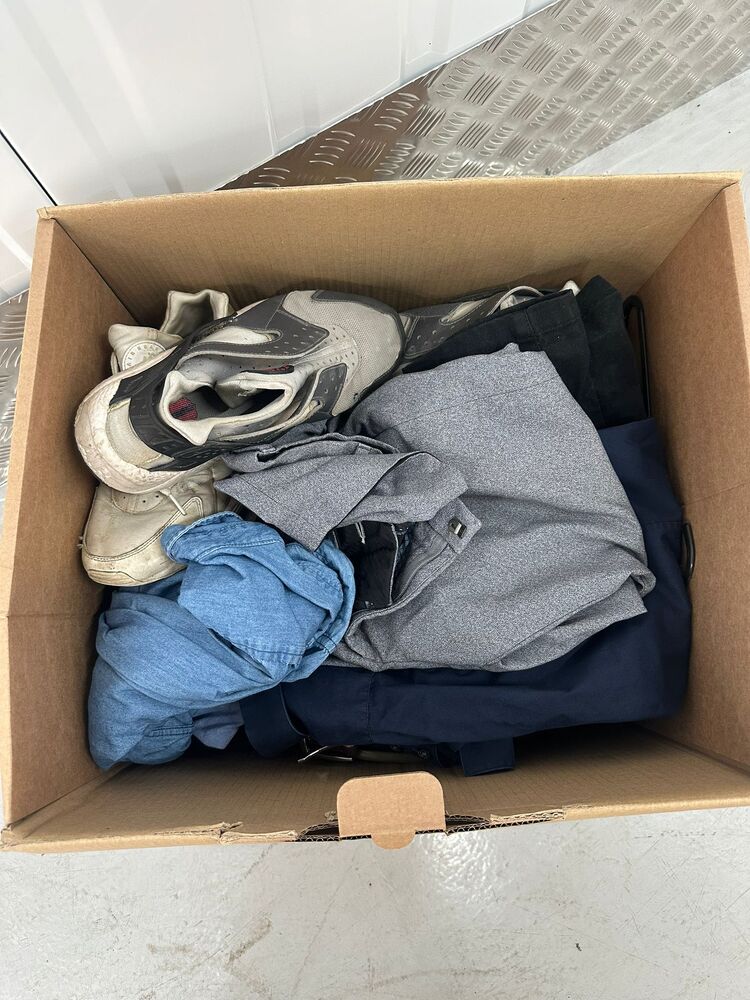 Orange Box - Long Eaton Storage auction IB-5490 50